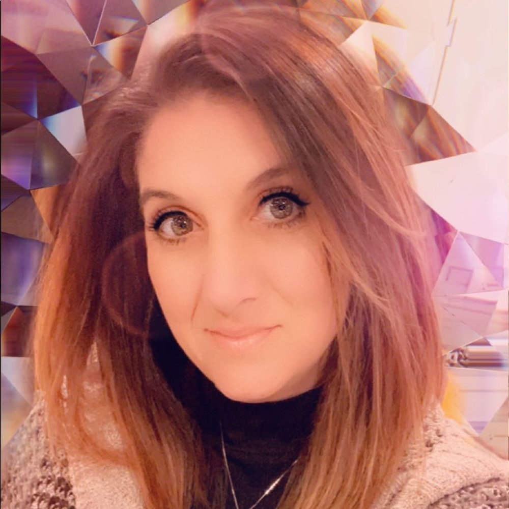 WELCOME to my closet! Top Rated seller!